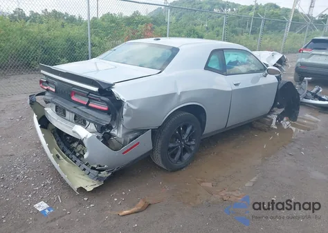 2021 Dodge Challenger Sxt Awd из США, поврежденный, VIN 2C3CDZGG1MH560981